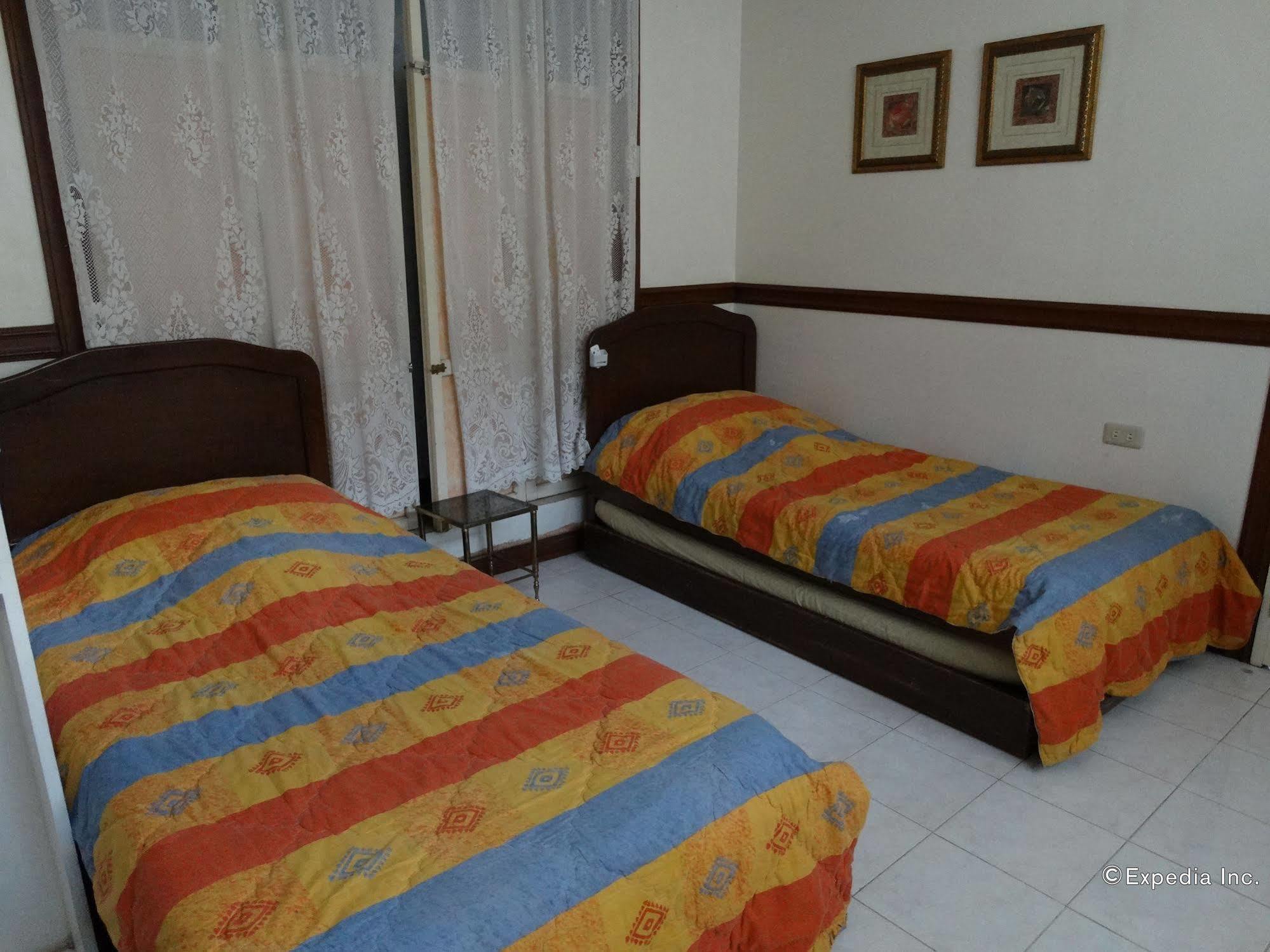 Casa Ruby Pension House Davao City Exteriör bild